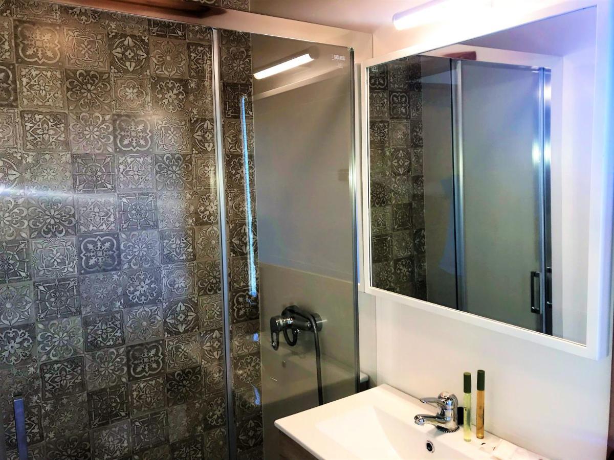 One-Bedroom Chalet,1157170026:JPEG