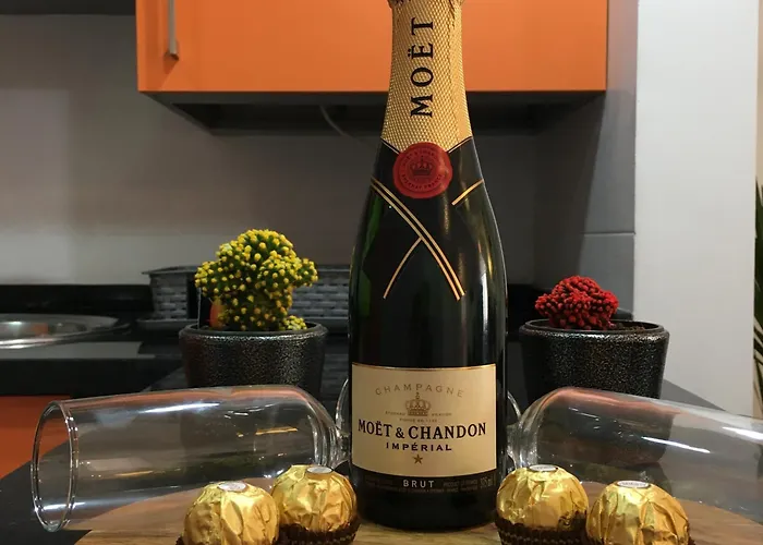 Hotel cerca del colegio: Apartamentos Baiti Ronda